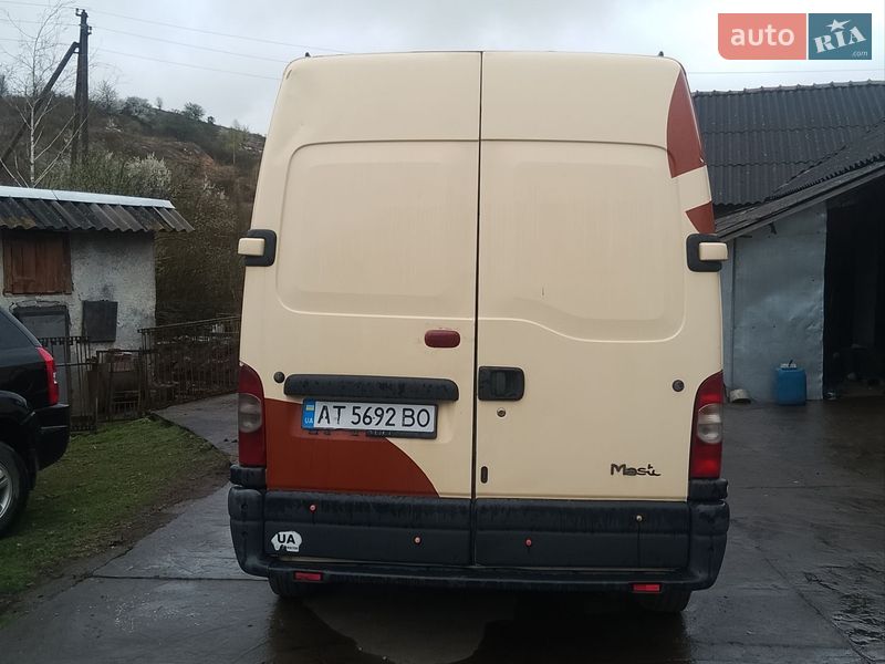 Мінівен Renault Master 2005 в Тлумачі