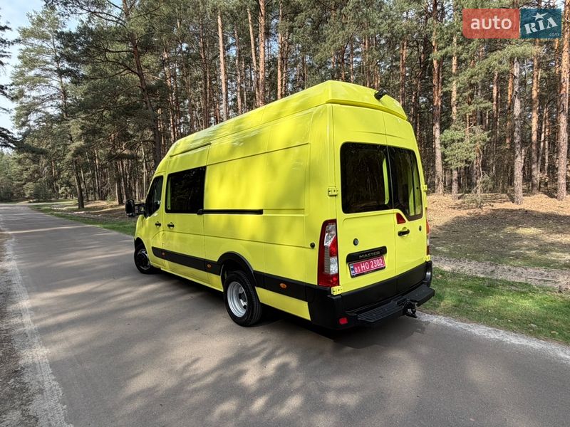 Вантажний фургон Renault Master 2016 в Києві
