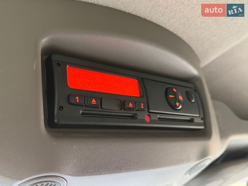 Вантажний фургон Renault Master 2016 в Києві