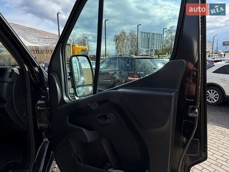 Грузовой фургон Renault Master 2022 в Ровно