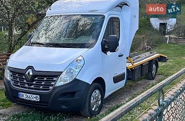 Эвакуатор Renault Master 2014 в Сваляве