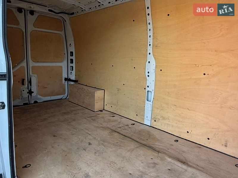Грузовой фургон Renault Master 2019 в Бердичеве