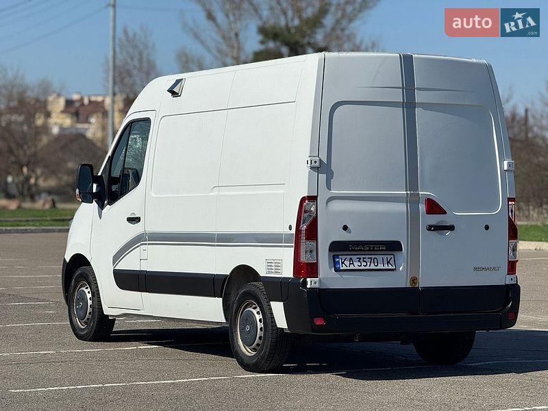Вантажний фургон Renault Master 2017 в Києві
