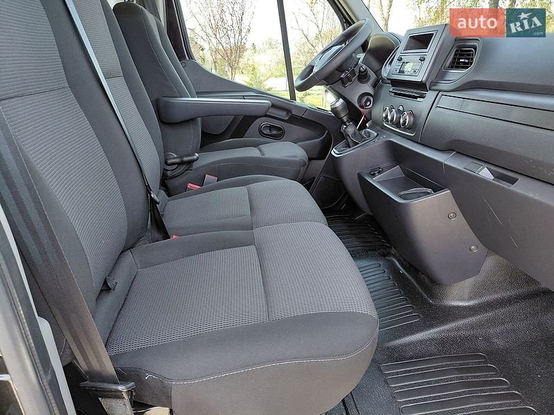 Грузовой фургон Renault Master 2024 в Ивано-Франковске