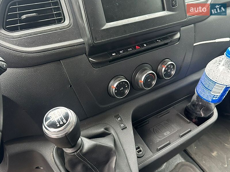 Грузовой фургон Renault Master 2021 в Львове
