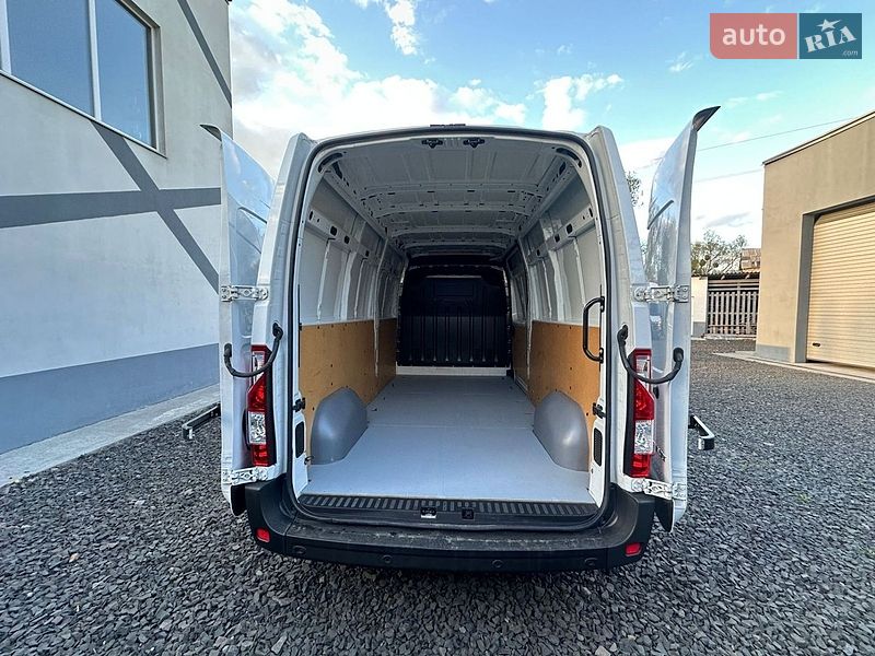 Вантажний фургон Renault Master 2022 в Ковелі