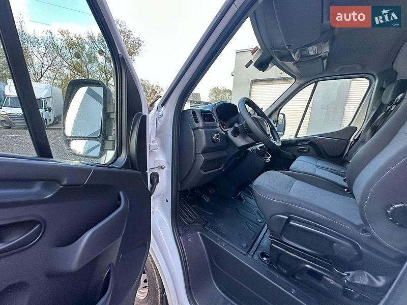 Вантажний фургон Renault Master 2022 в Ковелі