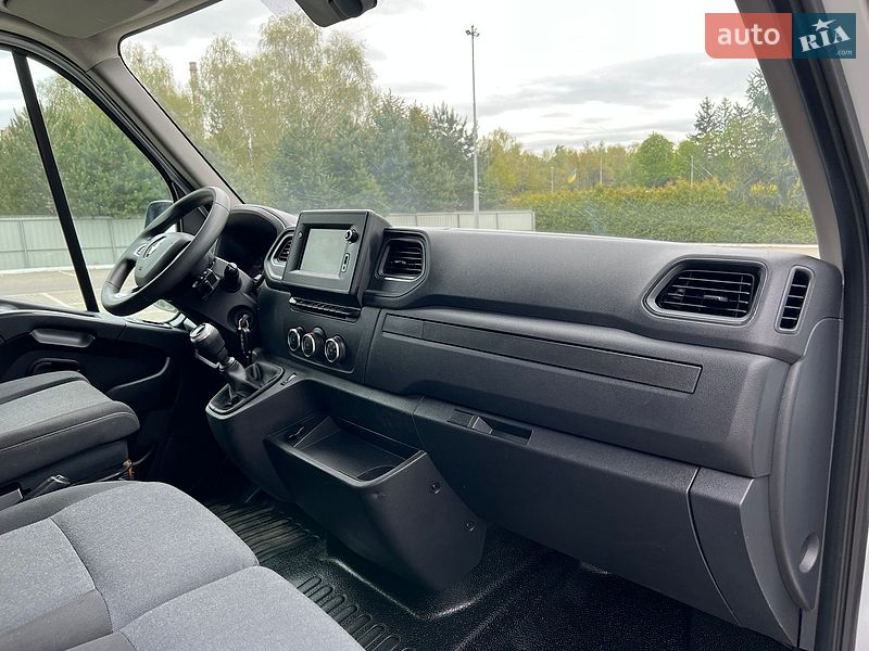 Грузовой фургон Renault Master 2021 в Луцке