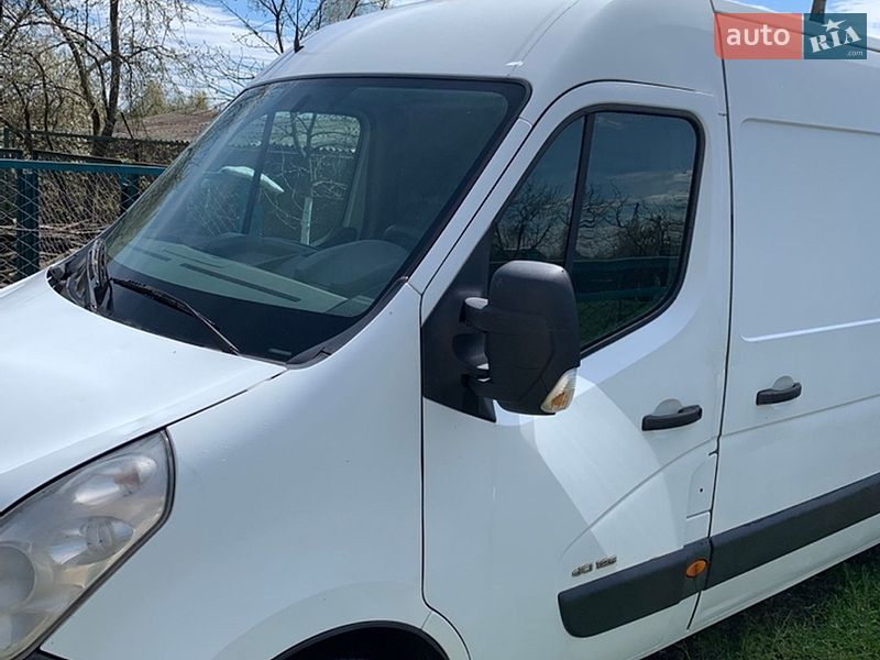 Вантажний фургон Renault Master 2011 в Житомирі