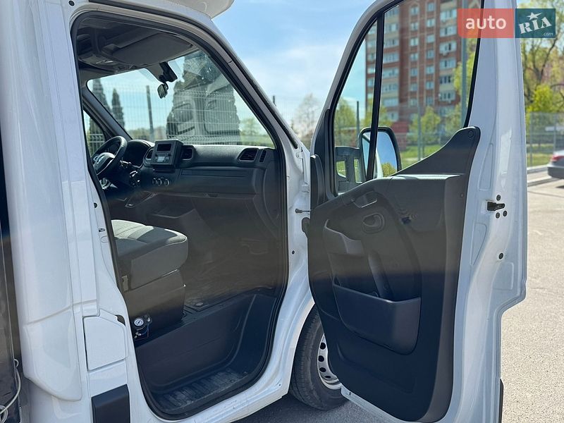 Вантажний фургон Renault Master 2020 в Києві