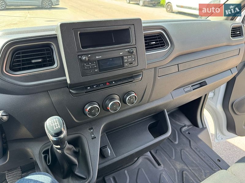 Вантажний фургон Renault Master 2020 в Києві