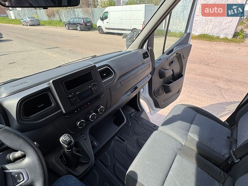 Вантажний фургон Renault Master 2020 в Києві