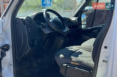 Інші вантажівки Renault Master 2012 в Києві