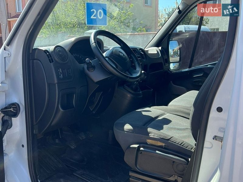 Інші вантажівки Renault Master 2012 в Києві