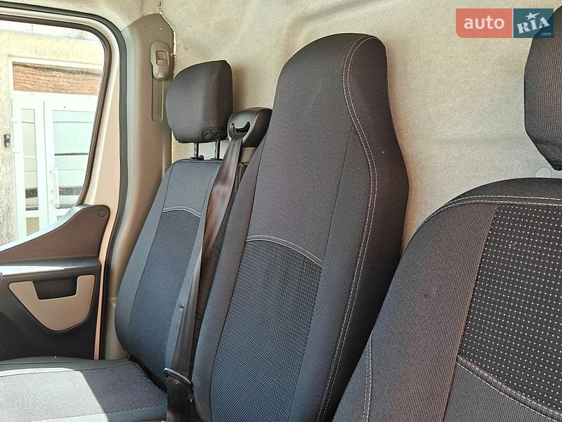 Микроавтобус грузовой (до 3,5т) Renault Master 2015 в Полтаве
