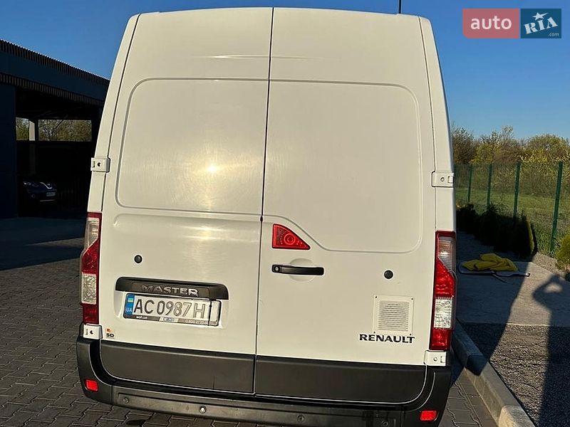 Вантажний фургон Renault Master 2019 в Дніпрі