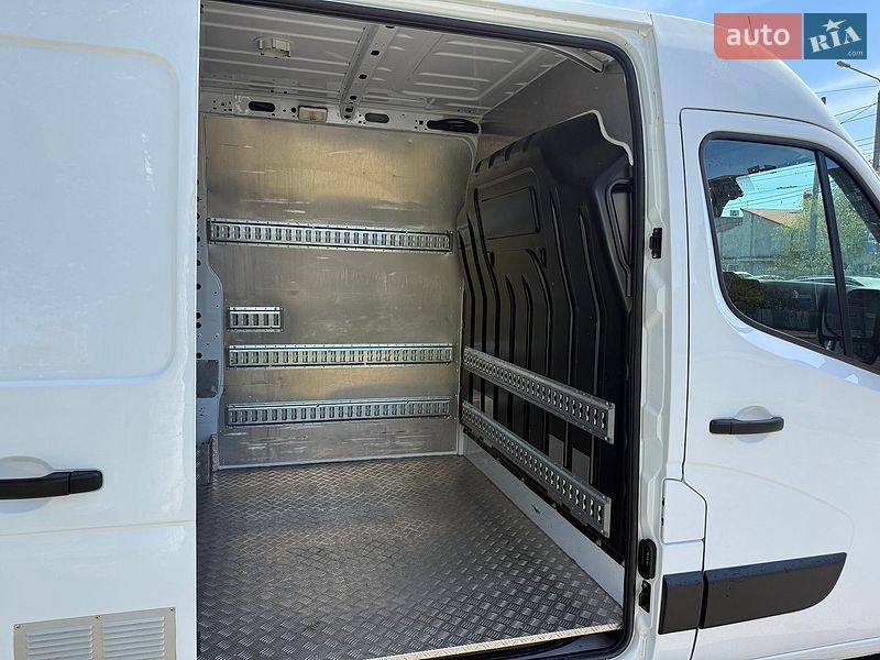 Вантажний фургон Renault Master 2022 в Одесі