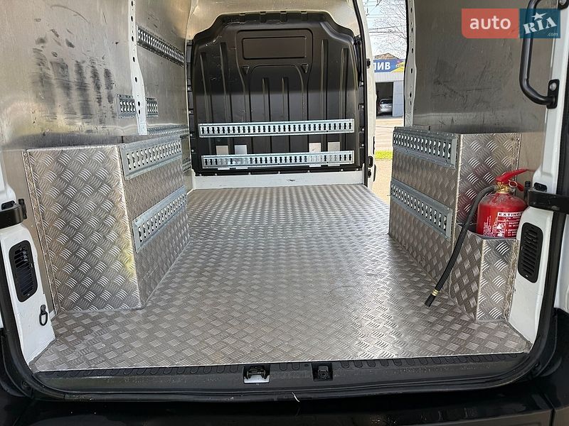 Вантажний фургон Renault Master 2022 в Одесі
