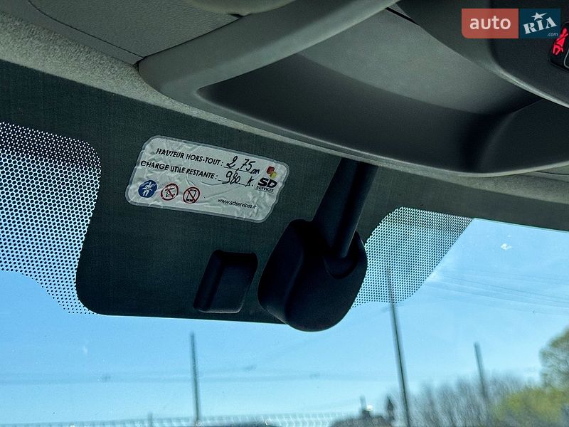 Вантажний фургон Renault Master 2021 в Рівному