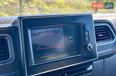 Вантажний фургон Renault Master 2021 в Рівному