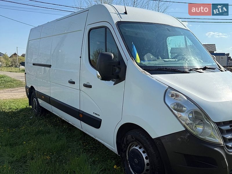 Вантажний фургон Renault Master 2012 в Києві