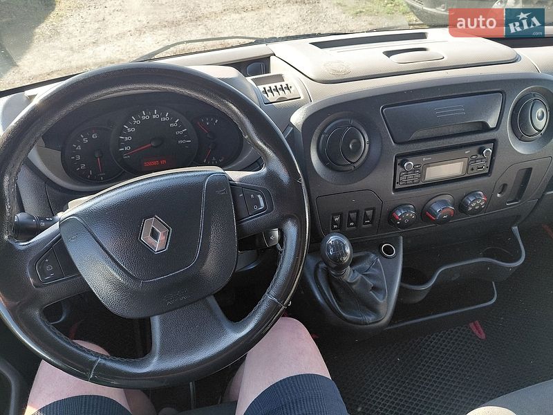 Грузовой фургон Renault Master 2015 в Ивано-Франковске