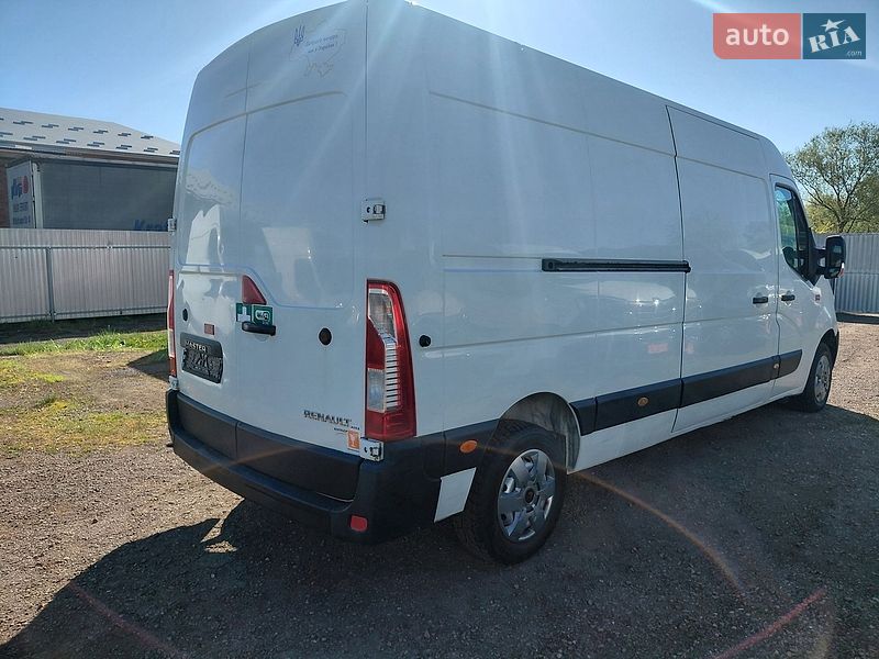 Грузовой фургон Renault Master 2015 в Ивано-Франковске