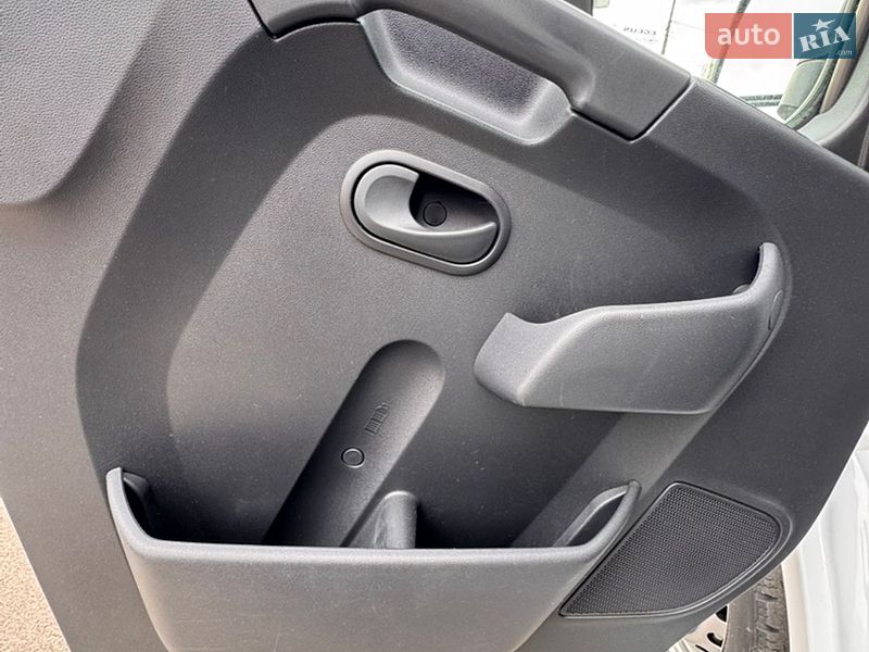 Грузовой фургон Renault Master 2021 в Киеве