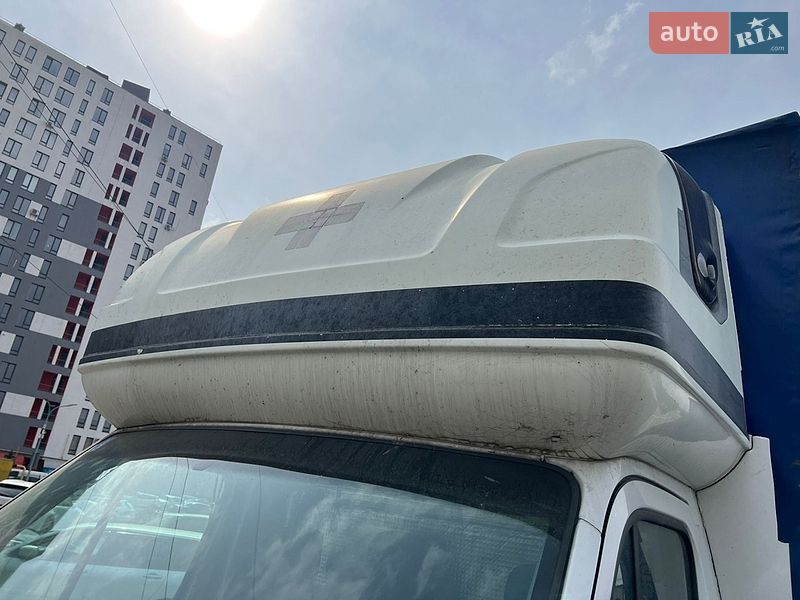 Грузовой фургон Renault Master 2015 в Львове