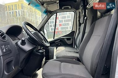 Грузовой фургон Renault Master 2015 в Львове