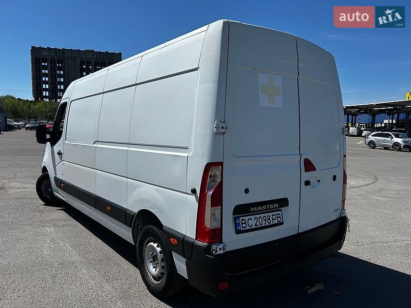 Грузовой фургон Renault Master 2017 в Львове