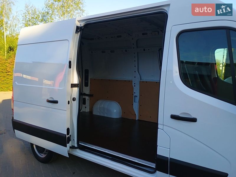 Грузовой фургон Renault Master 2020 в Дубно
