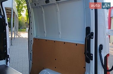 Грузовой фургон Renault Master 2020 в Дубно