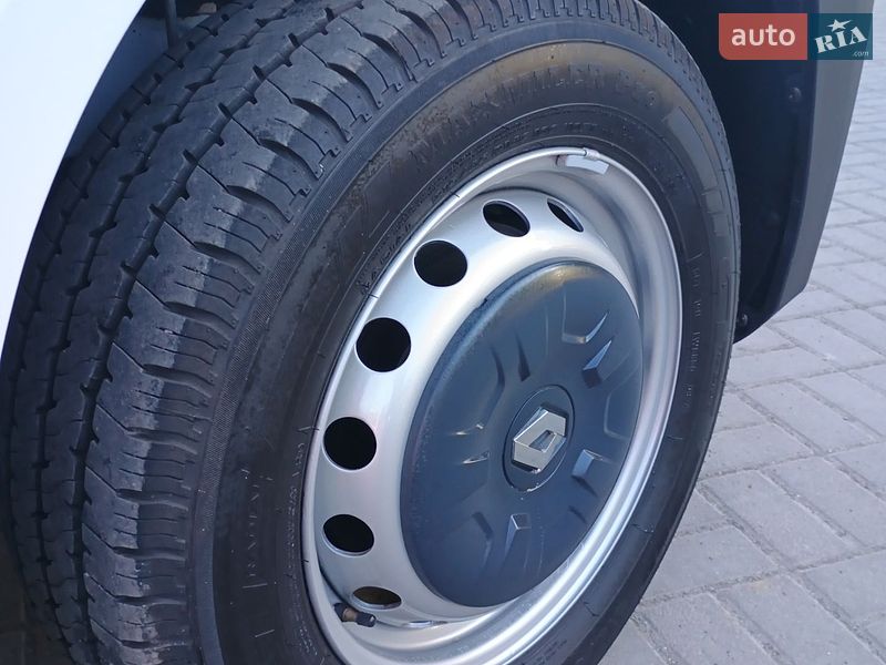 Грузовой фургон Renault Master 2020 в Дубно