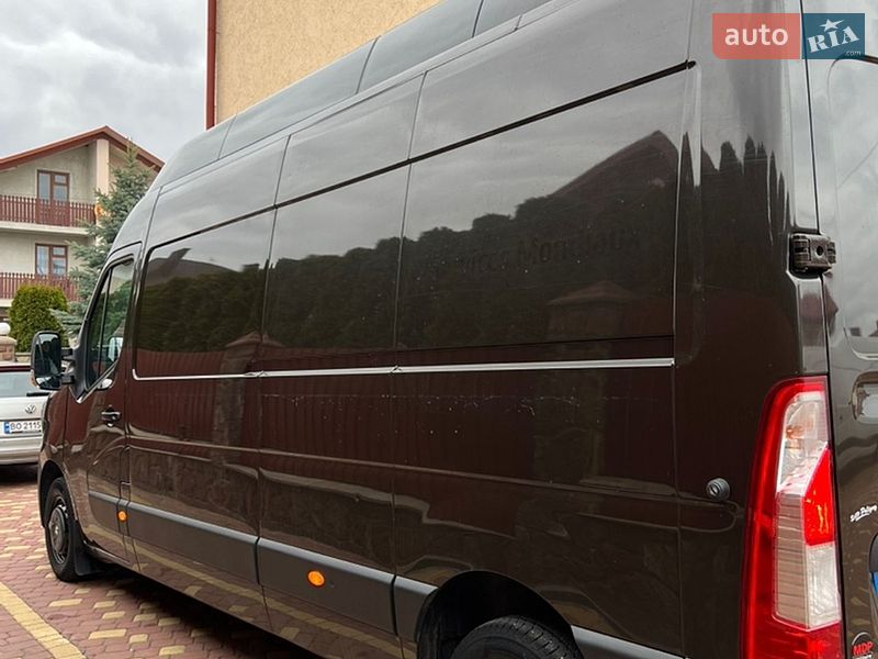 Вантажний фургон Renault Master 2019 в Тернополі