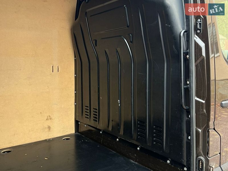 Вантажний фургон Renault Master 2019 в Тернополі