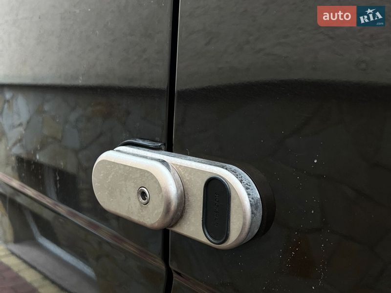Вантажний фургон Renault Master 2019 в Тернополі