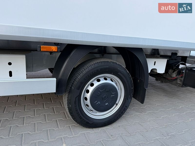 Грузовой фургон Renault Master 2021 в Дубно