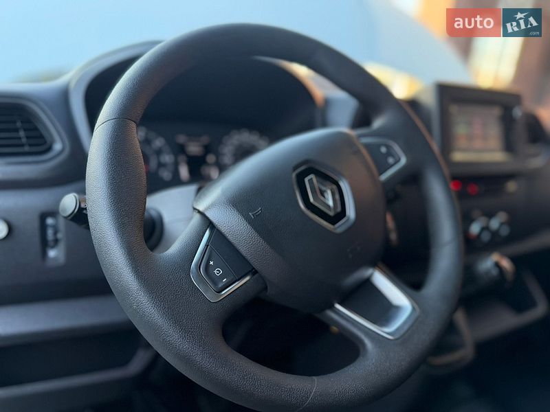 Грузовой фургон Renault Master 2021 в Дубно