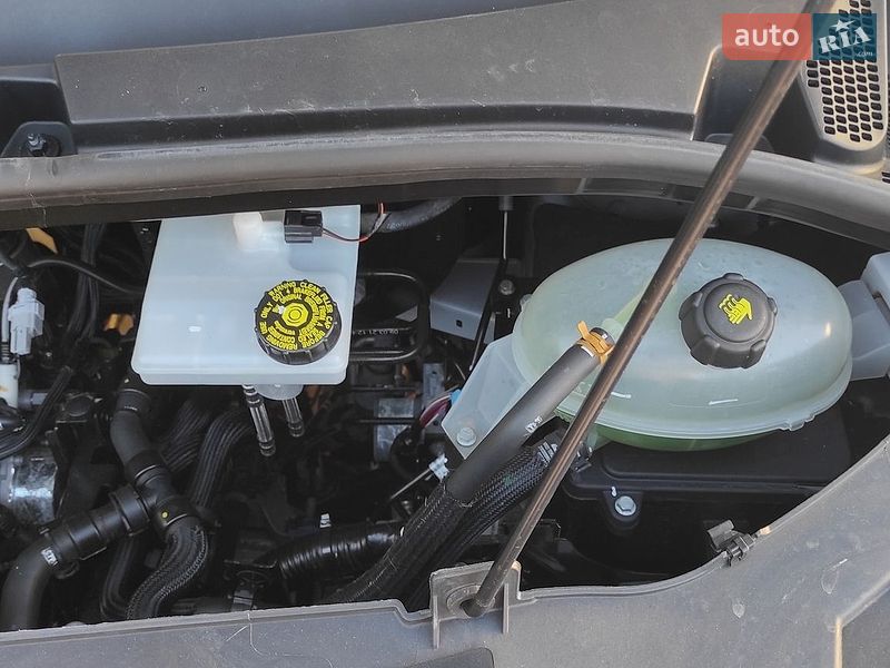 Грузовой фургон Renault Master 2021 в Дубно