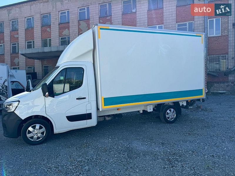Грузовой фургон Renault Master 2022 в Ровно