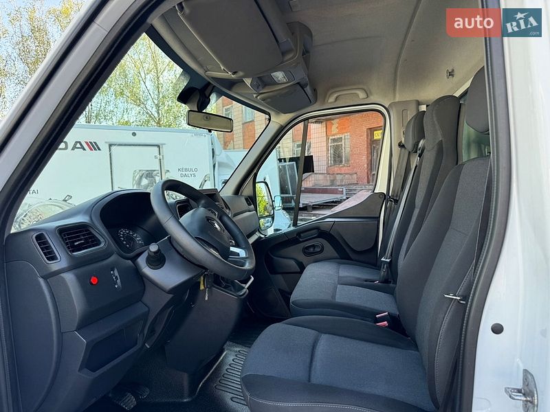 Грузовой фургон Renault Master 2022 в Ровно
