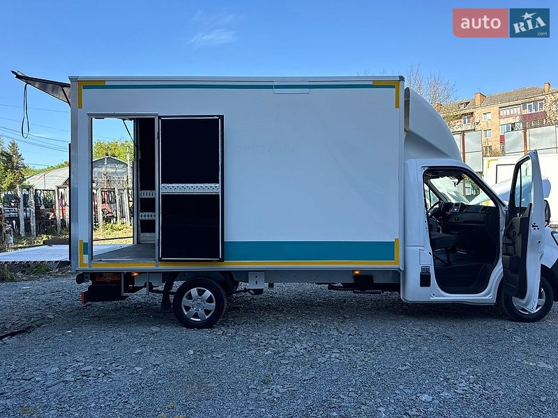 Грузовой фургон Renault Master 2022 в Ровно