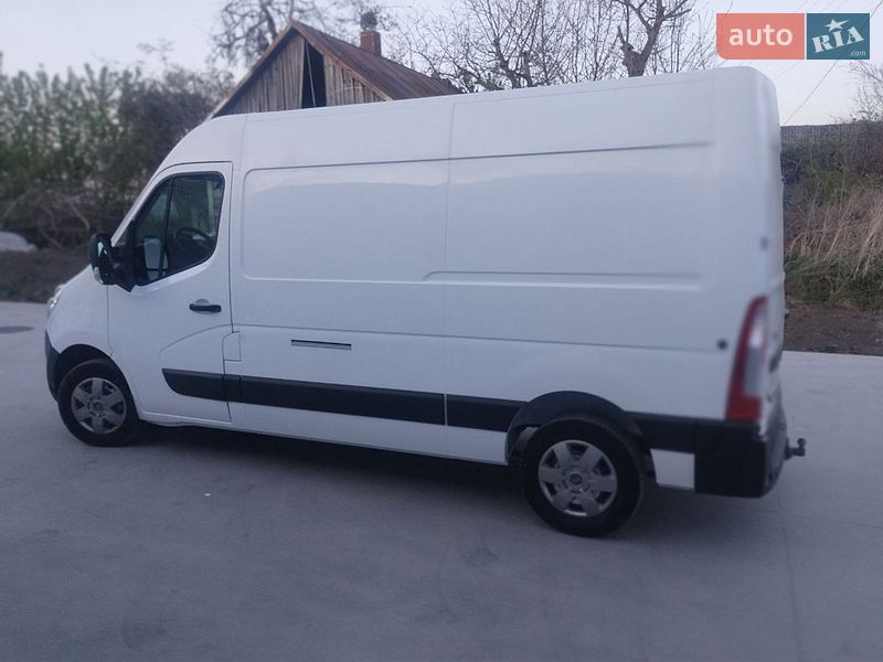 Грузовой фургон Renault Master 2018 в Дубно