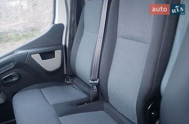 Грузовой фургон Renault Master 2018 в Дубно