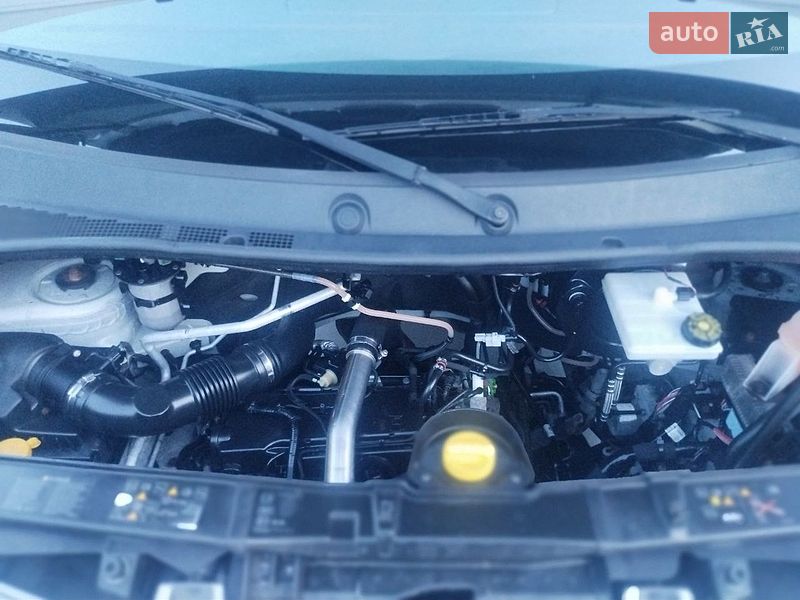 Грузовой фургон Renault Master 2018 в Дубно