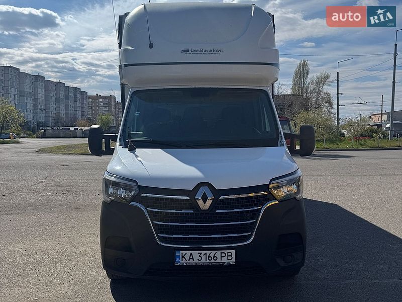 Renault Master 2021