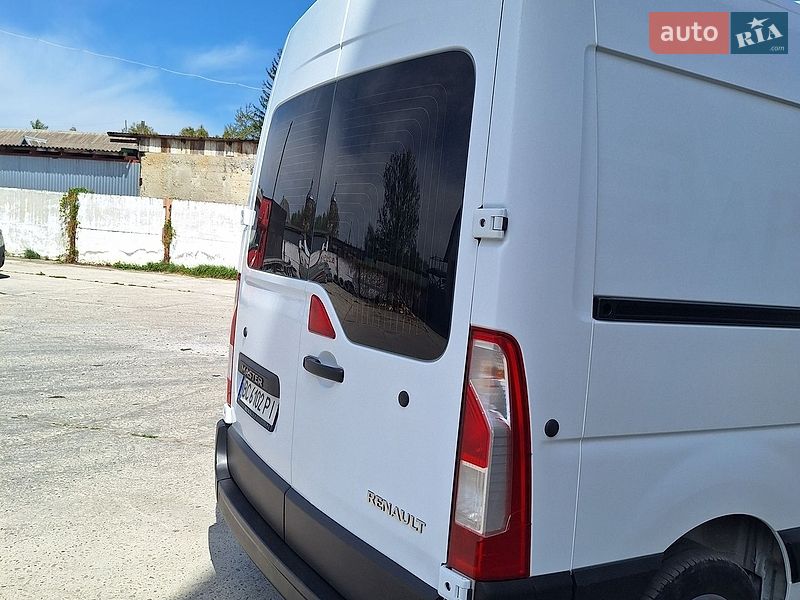 Грузовой фургон Renault Master 2018 в Львове