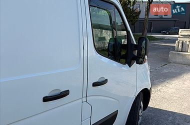Грузовой фургон Renault Master 2016 в Львове