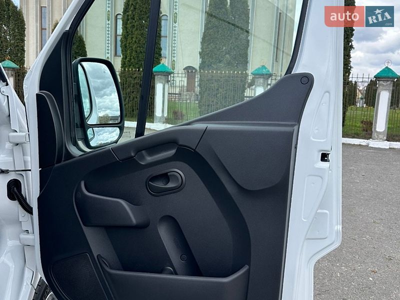 Грузовой фургон Renault Master 2021 в Дубно